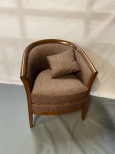 Lire la suite à propos de l’article Fauteuil Club